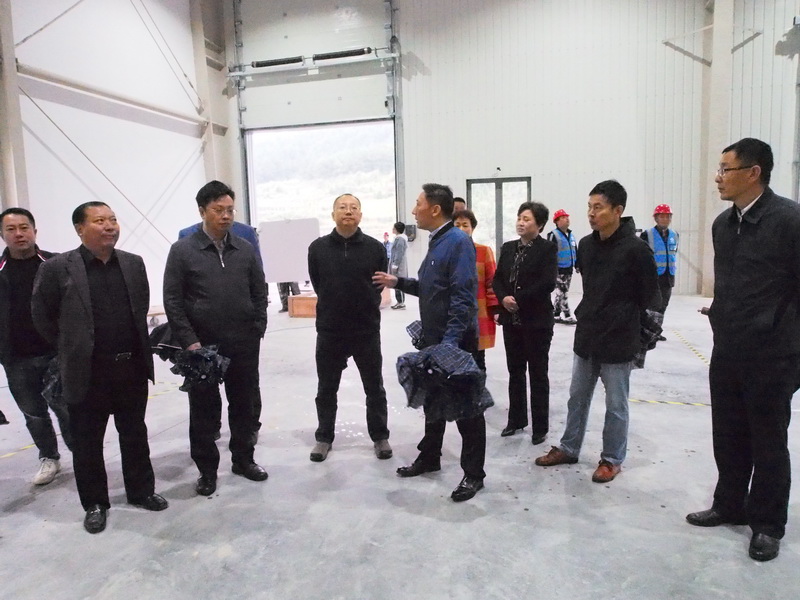 董事长刘书华出席江苏省、苏州市工商联对口帮扶铜仁调研座谈会