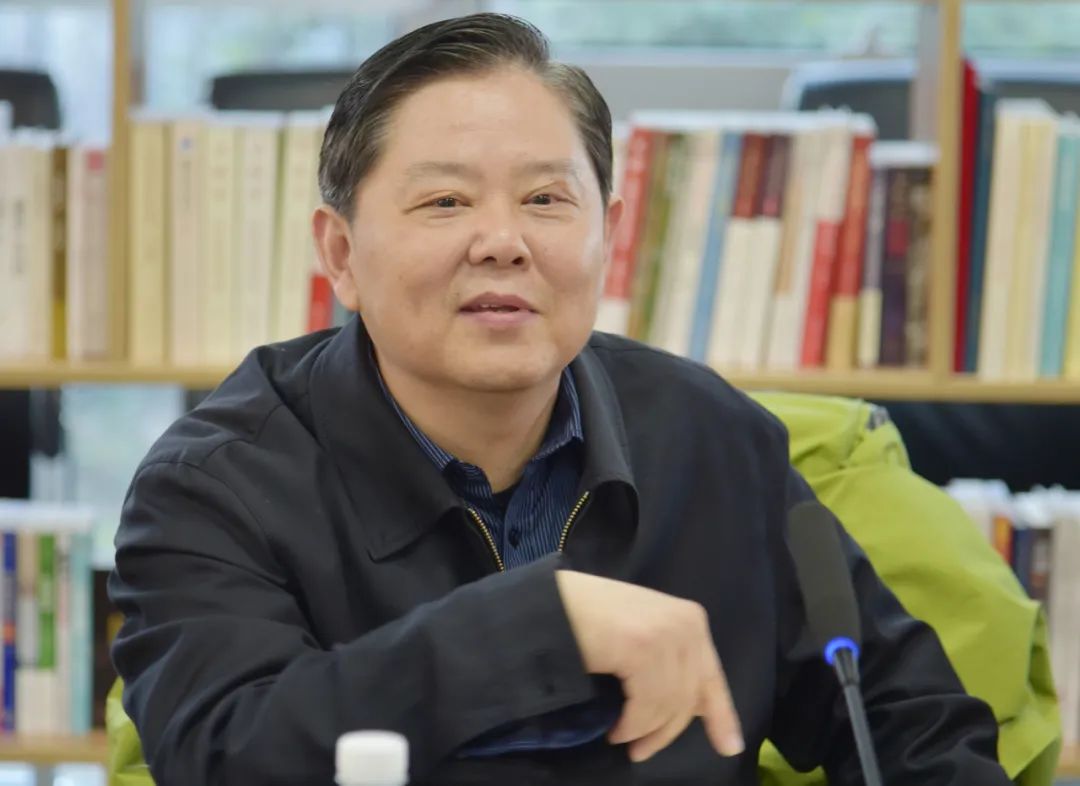 【快讯】中国新四军研究会副会长兼秘书长、《铁军》杂志社社长王路奇一行莅临集团公司视察指导