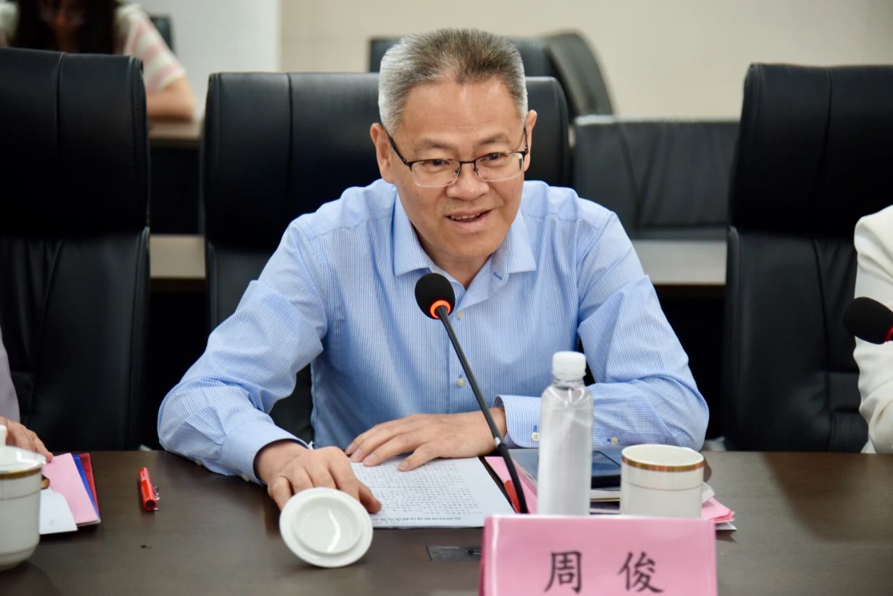 【快讯】集团董事长刘书华参加民营经济促进法解读会暨民营经济法治环境优化座谈会