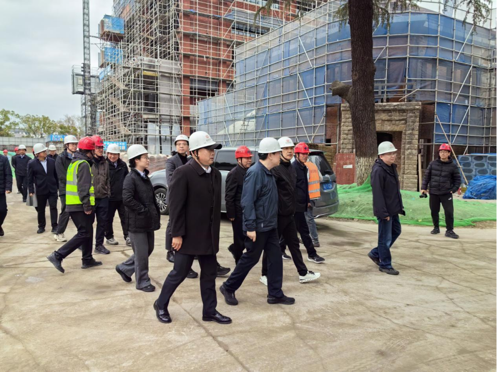 【快讯】苏州市委常委、保护区党工委书记、姑苏区委书记方文浜一行莅临苏州中设建设集团承建的苏州第一丝厂改造提升工程、博宇鑫总部项目走访调研