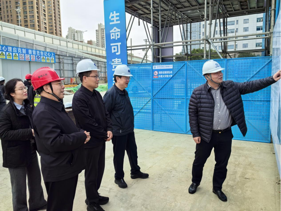 【快讯】苏州市委常委、保护区党工委书记、姑苏区委书记方文浜一行莅临苏州中设建设集团承建的苏州第一丝厂改造提升工程、博宇鑫总部项目走访调研